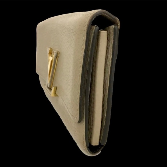Authentic LOUIS VUITTON Portefeuille Capucines Taurillon Leather Long Wallet - Picture 2 of 7